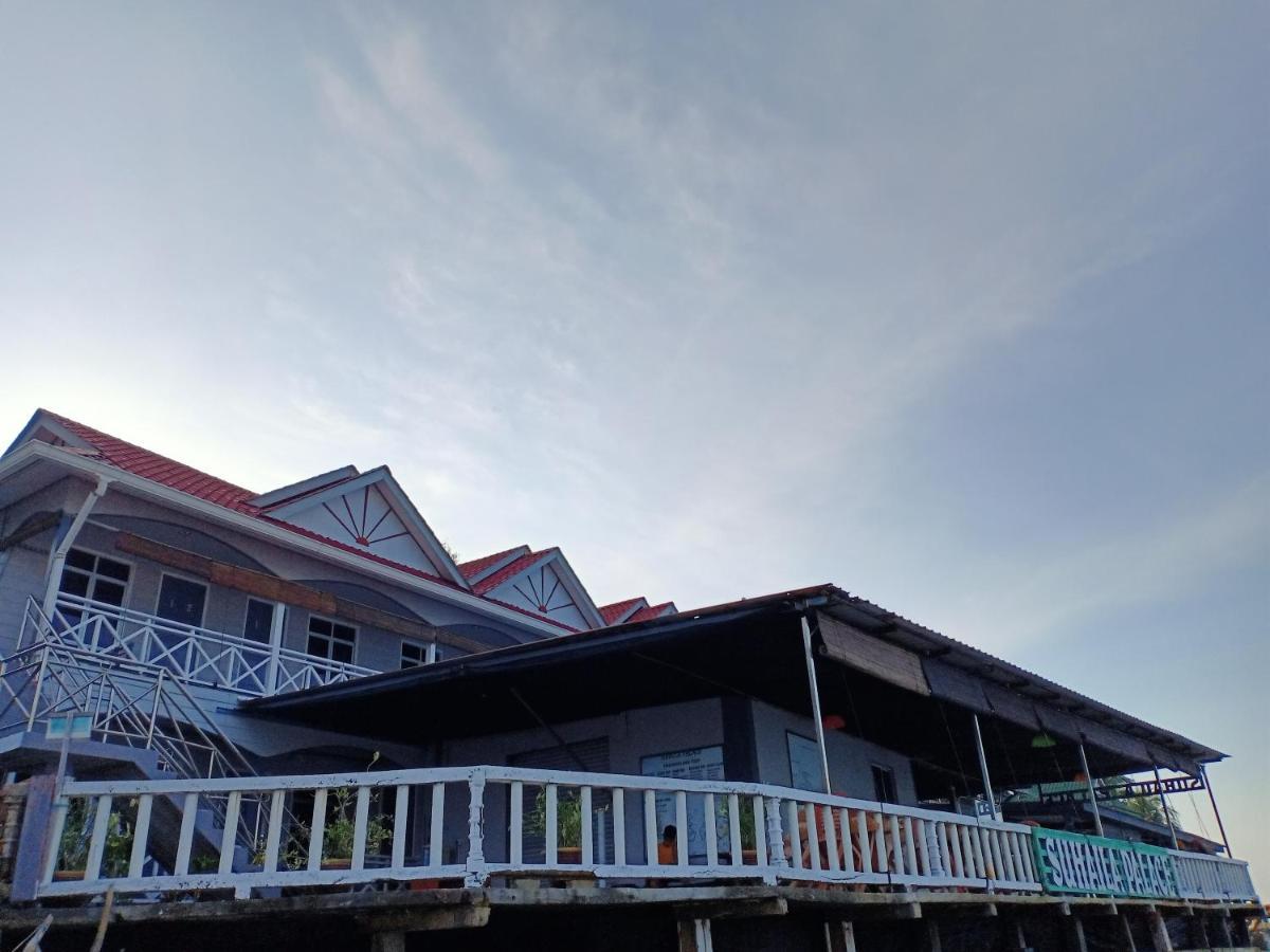 Suhaila Palace Pulau Perhentian Luaran gambar